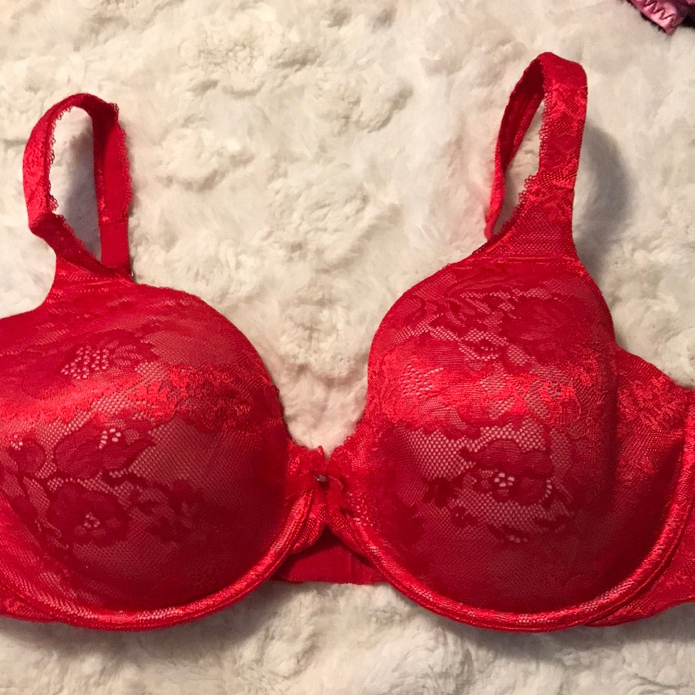 NWOT Victoria’s Secret Bra size 36D